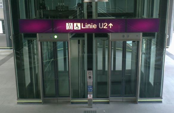 [Vienna]In Vienna the U-bahn is built to cater for capacity and resilience with exists at both ends of stations (with lifts and escalators) and often pairs of lifts are installed, which can also reduce waiting times